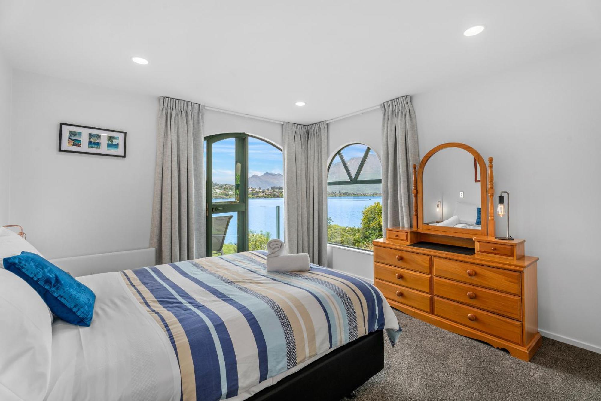 Frankton House - Queenstown Holiday Home Eksteriør billede